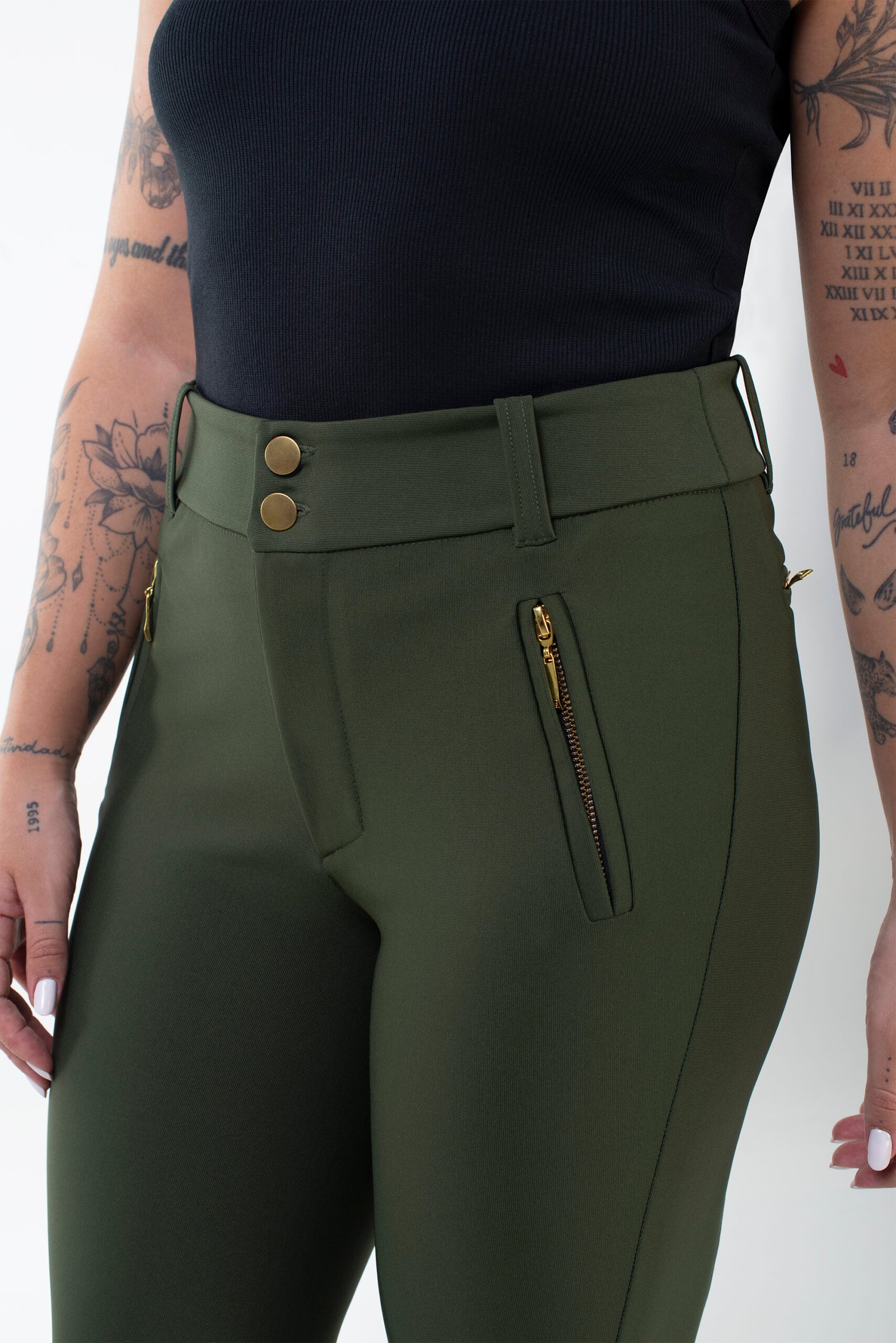 CALÇA FLAVIA RECORTE MONTARIA