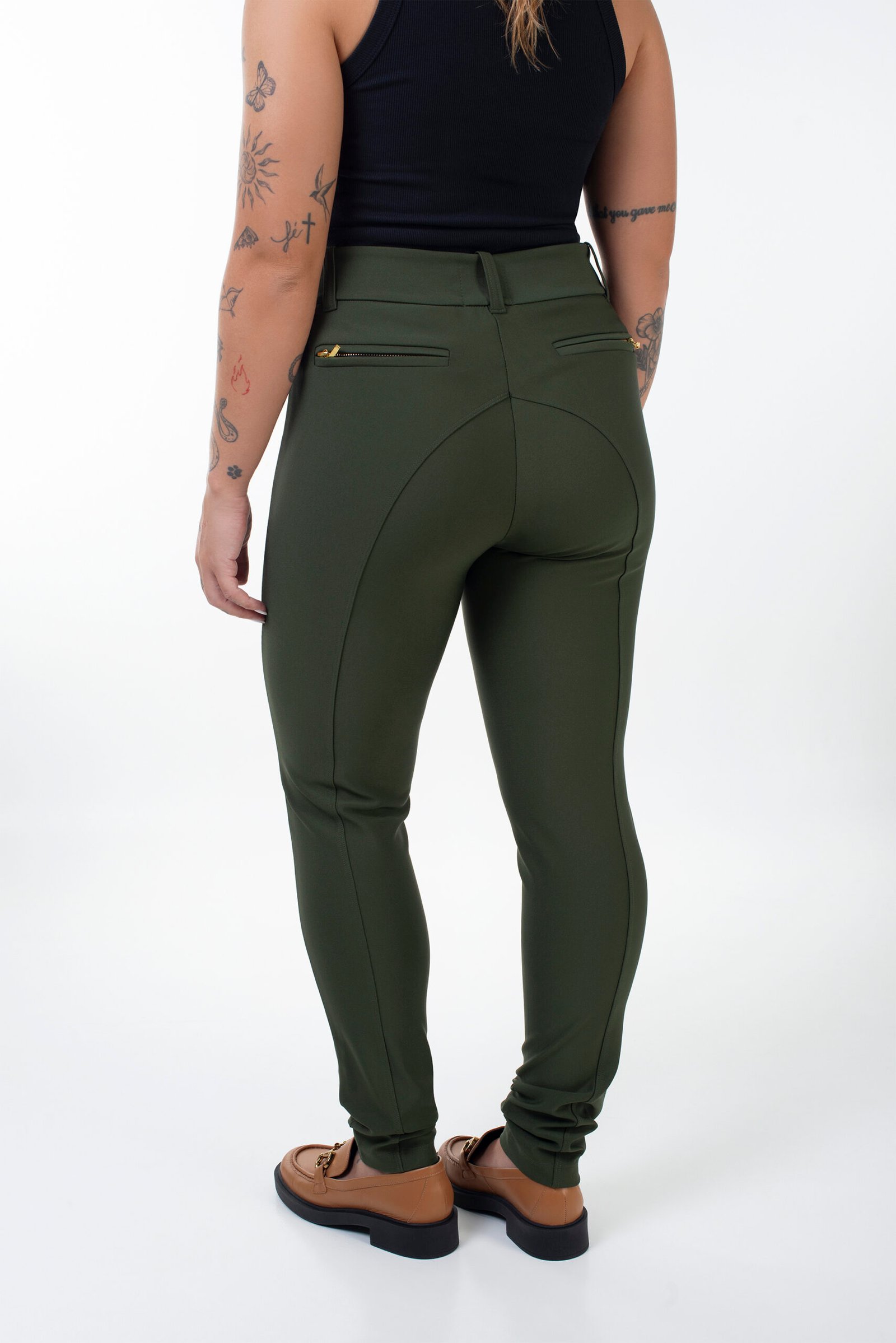 CALÇA FLAVIA RECORTE MONTARIA