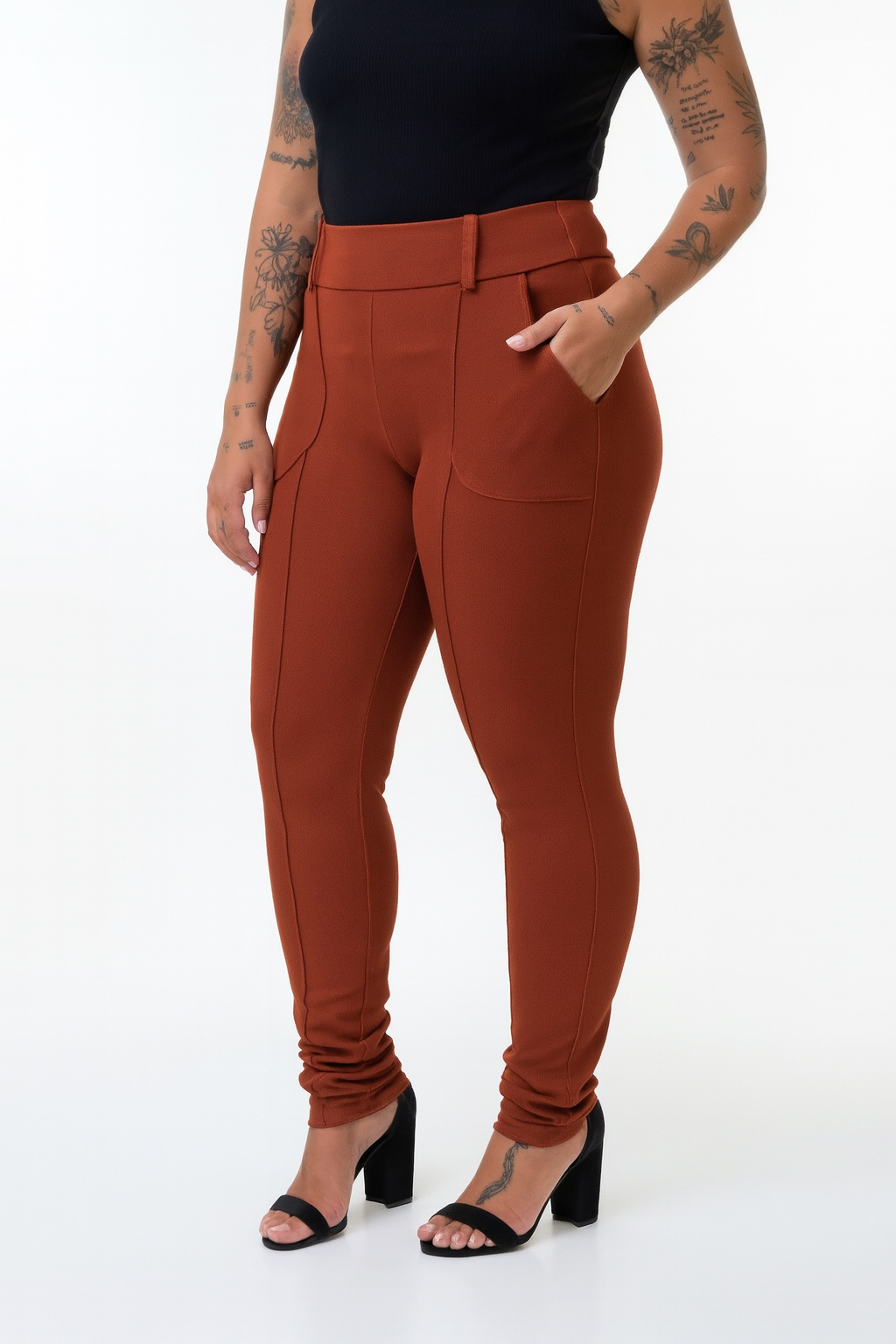 CALÇA MARIA CECILIA RECORTE FRIZZO COZ E BAUNILHA FAKE MALHA ALFAIATARIA - CA007 - Imagem 10